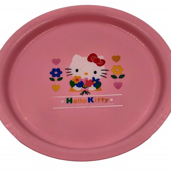 Vintage 94 96 Hello Kitty Sanrio Set 2 Red Pink Plastic Plates 2 Red Cups 1 Fork - Picture 3 of 12